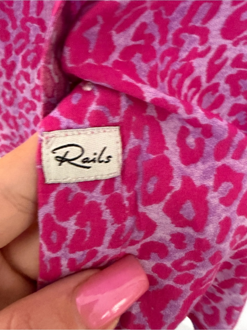 Rails Josephine Pink Leopard Print Button Down Shirt Size S Rayon Blouse - Picture 7 of 10